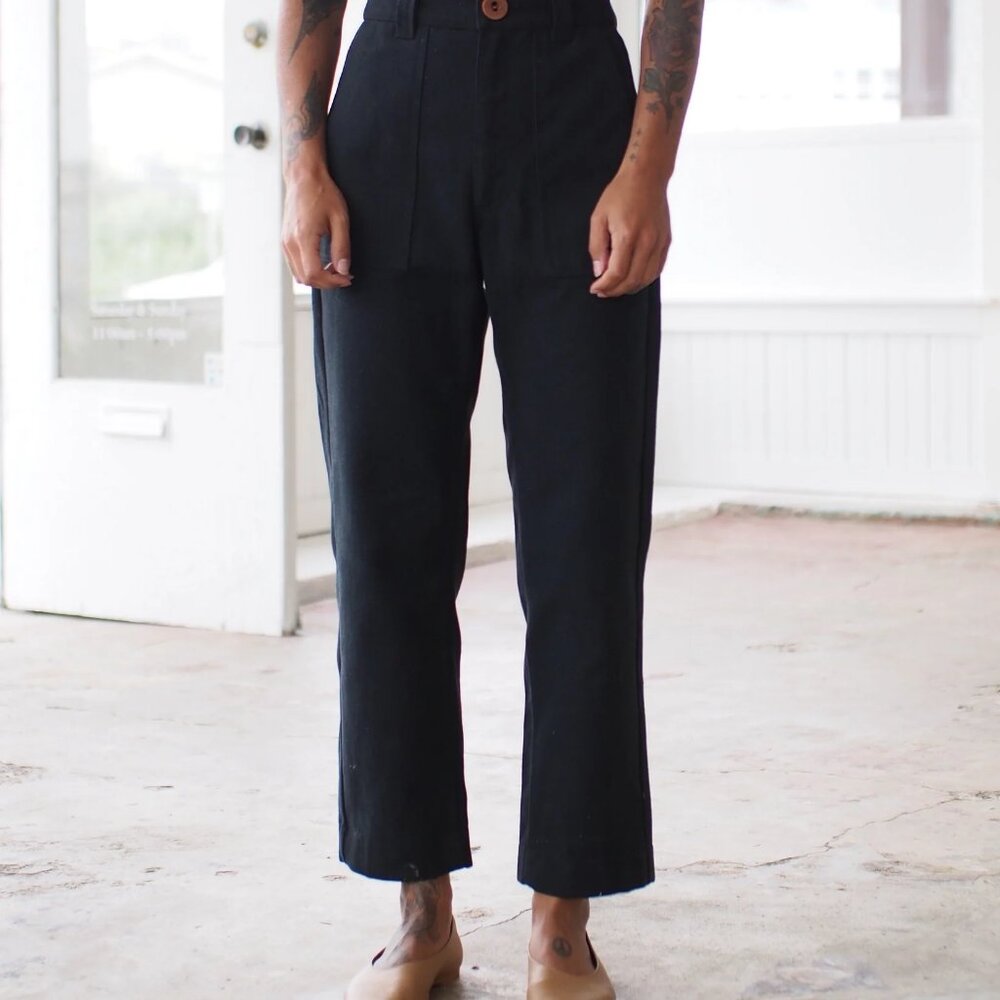 Beaton – Utility Pant in black